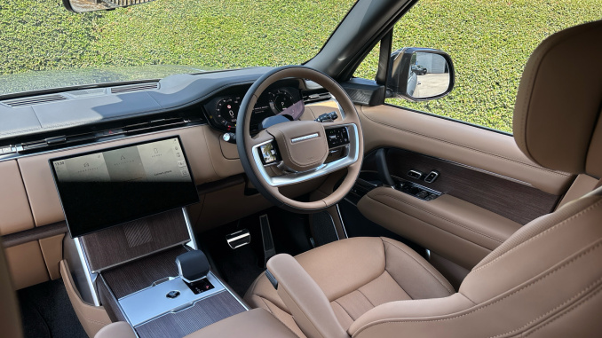 Land Rover Range Rover 3.0 P550e Autobiography 4dr Auto Estate - Image 40